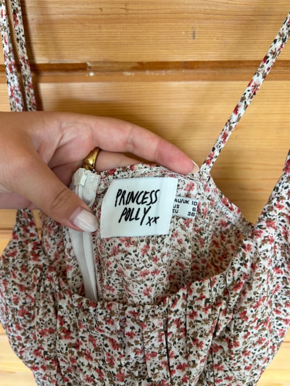 Princess Polly Floral Romper - Picture 4 of 4